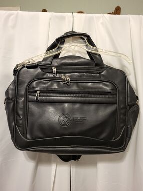 Black Men's Travel Laptop Briefcase with Multiple Zip Pockets